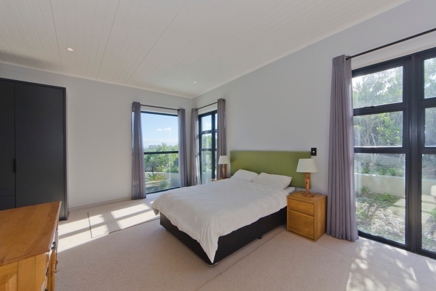 5 Bedroom Property for Sale in Pezula Private Estate Western Cape